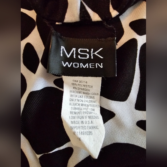 MSK Women - Reversible Dress - Polka Dots & Abstract Print - 4X - Sleeveless - Picture 4 of 5